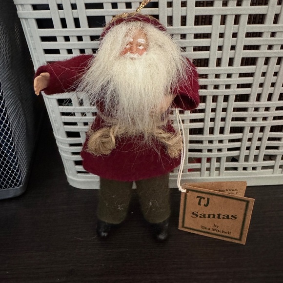Vintage TJ Santas by Tina Mitchell - Picture 1 of 7